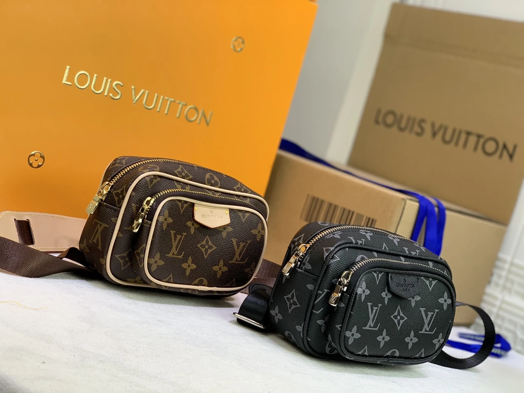 Louis Vuitton Taigarama Outdoor Pouch Brown/Black 1 M