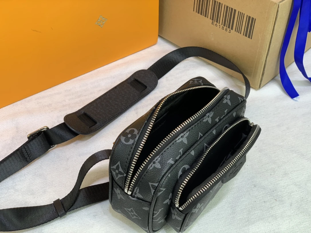 Louis Vuitton Taigarama Outdoor Pouch Brown/Black 11 M