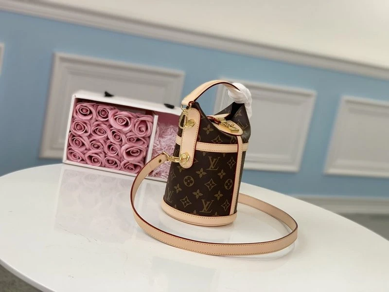 Louis Vuitton Duffle Bag M43587 2 M