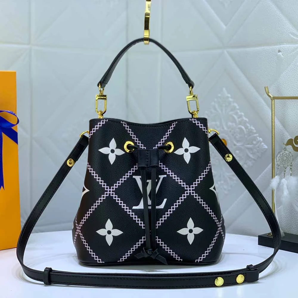 Louis Vuitton NeoNoe BB bucket bag M44022 2 M