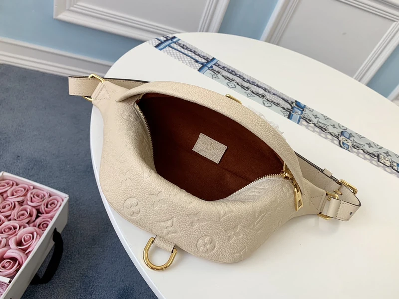 Louis Vuitton AAA-Monogram Empreinte Bumbag Black/Beige 4 M