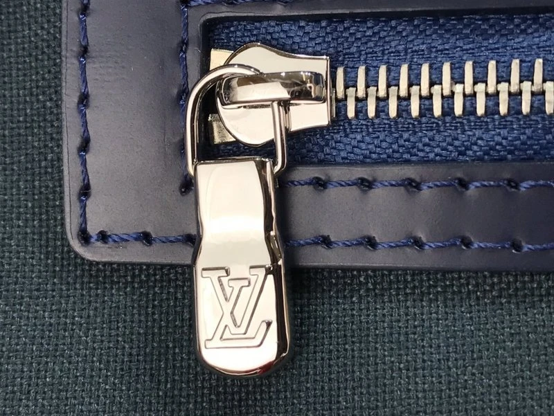 Louis Vuitton AAA-Escale Keepall Bandouliere 50 3 M