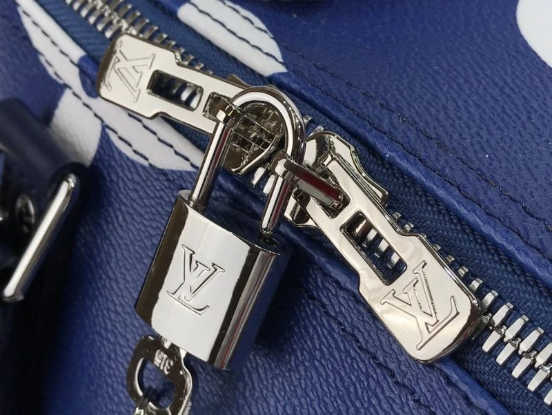 Louis Vuitton AAA-Escale Keepall Bandouliere 50 4 M