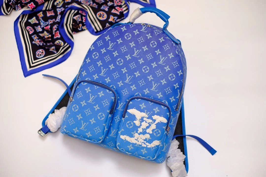 Louis Vuitton AAA-BACKPACK MULTIPOCKET M45441 Blue 1 M Monogram Blue