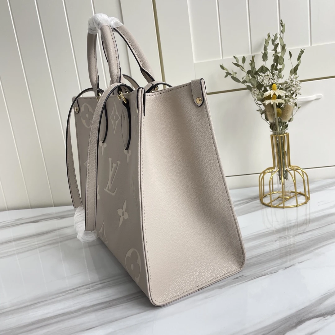 Louis Vuitton AAA-ONTHEGO MM Black/Beige 14 M