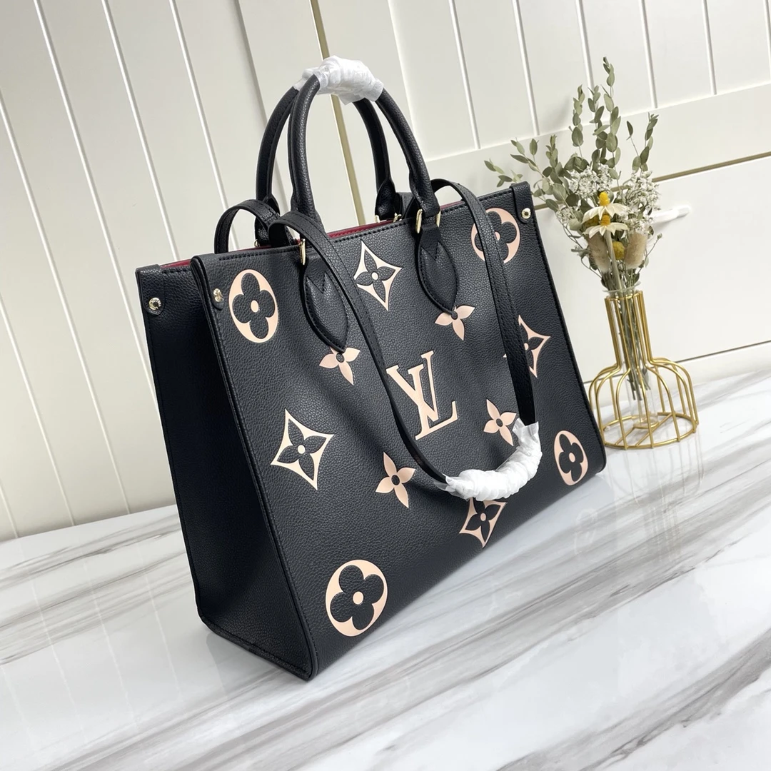 Louis Vuitton AAA-ONTHEGO MM Black/Beige 3 M