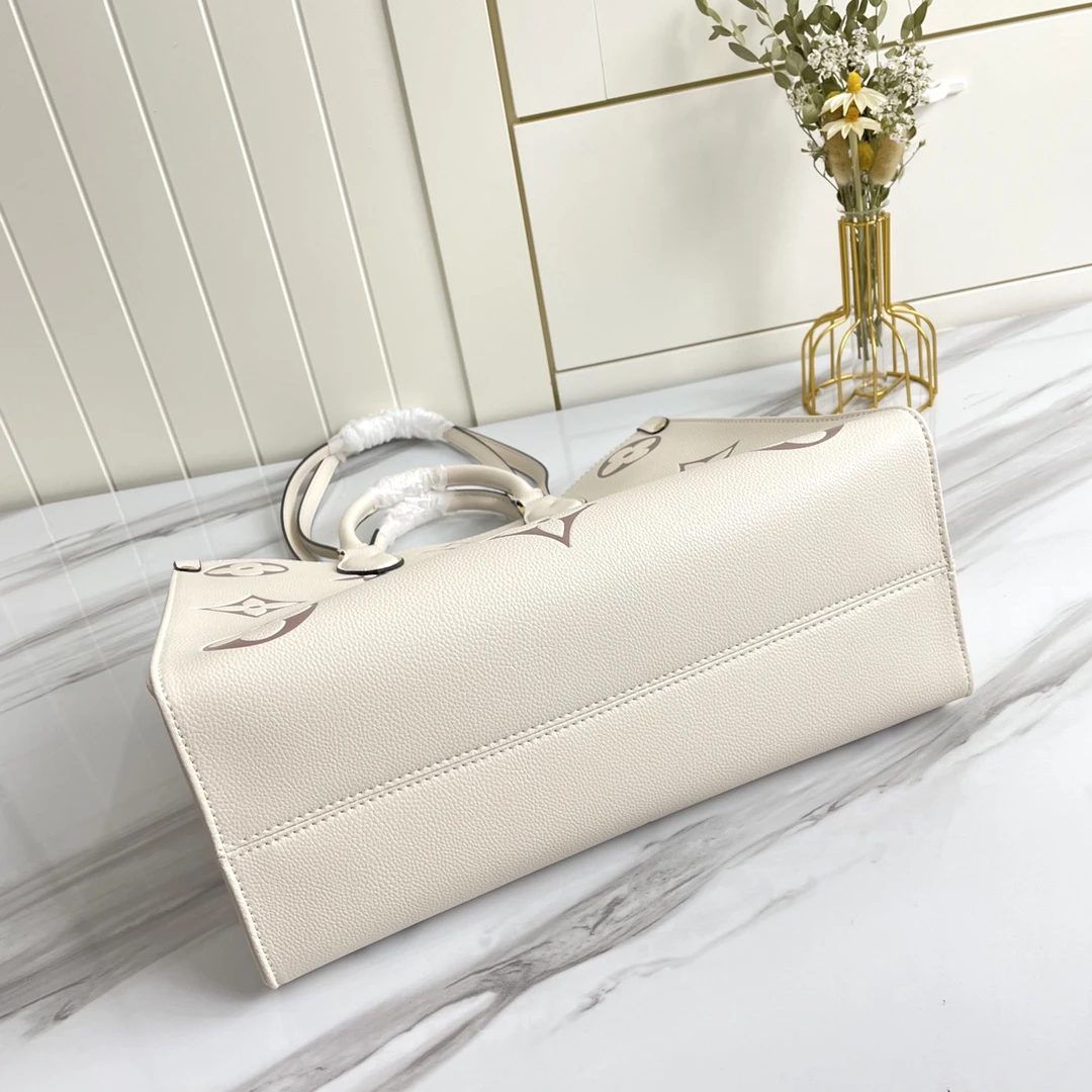 Louis Vuitton AAA-ONTHEGO MM Black/Beige 10 M