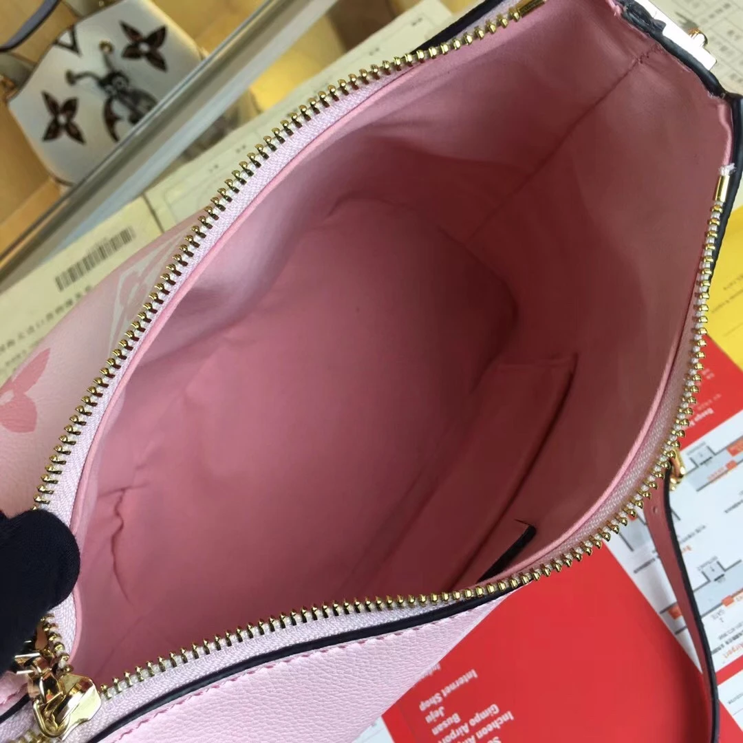 Louis Vuitton MARSHMALLOW hobo bag Beige/Pink/Blue 11 M