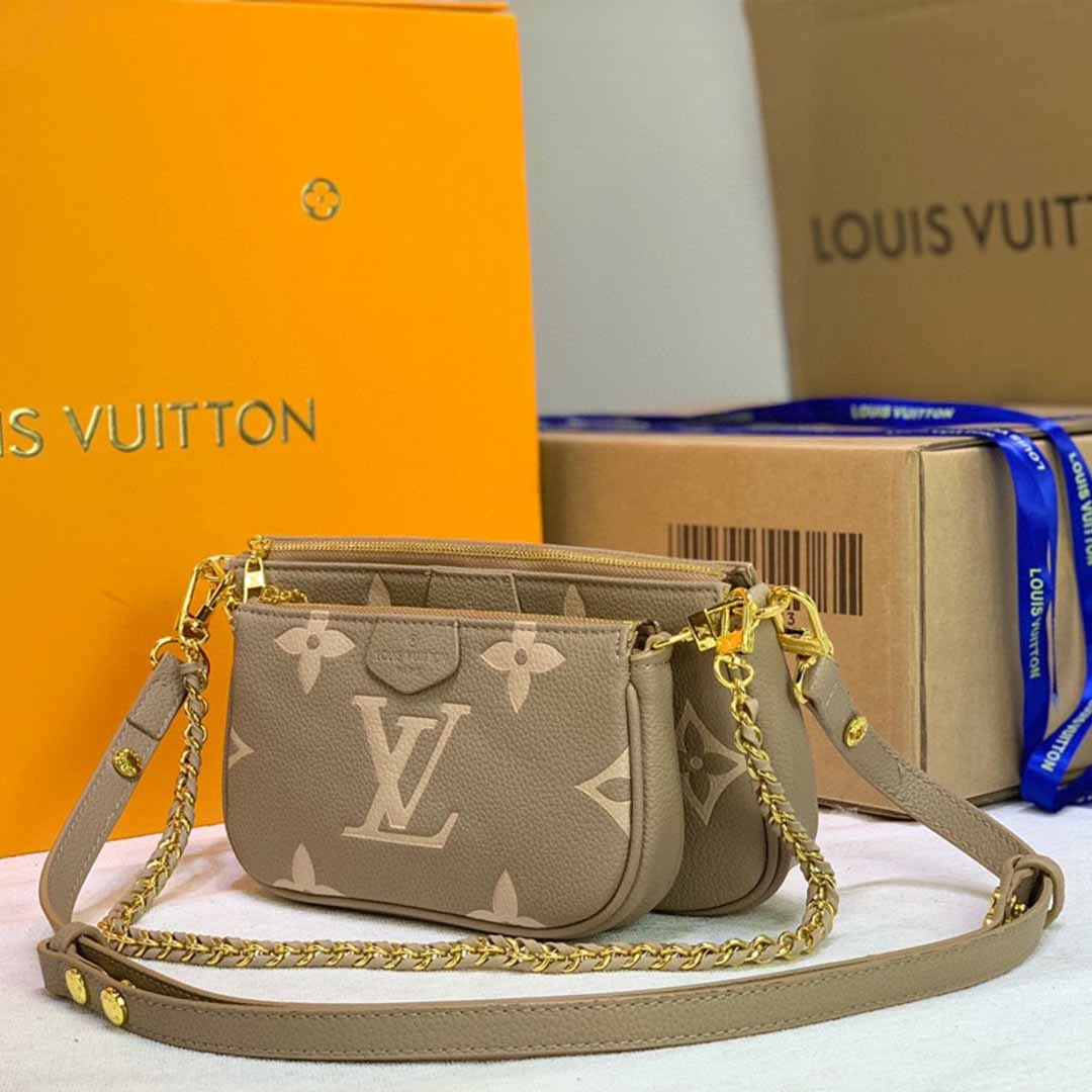 Louis Vuitton MULTI POCHETTE ACCESSOIRES-M45777 9 M