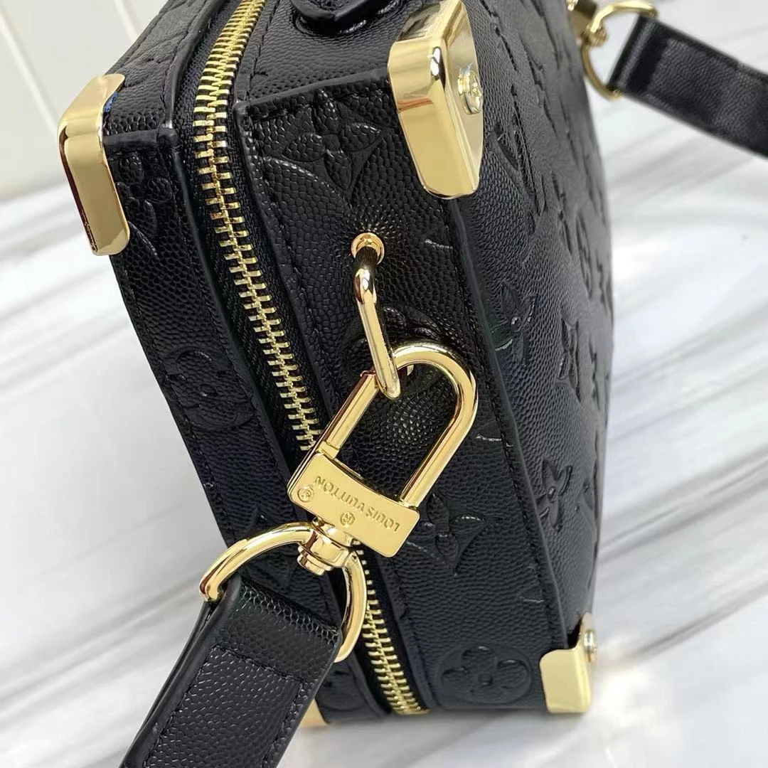 Louis Vuitton Collaboration Handle Trunk 4 M