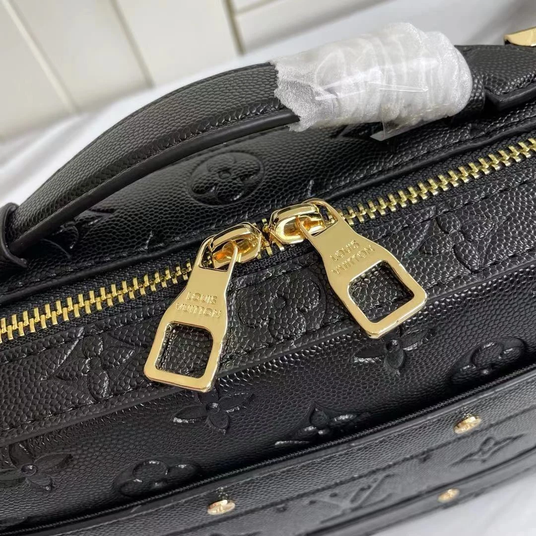 Louis Vuitton Collaboration Handle Trunk 5 M