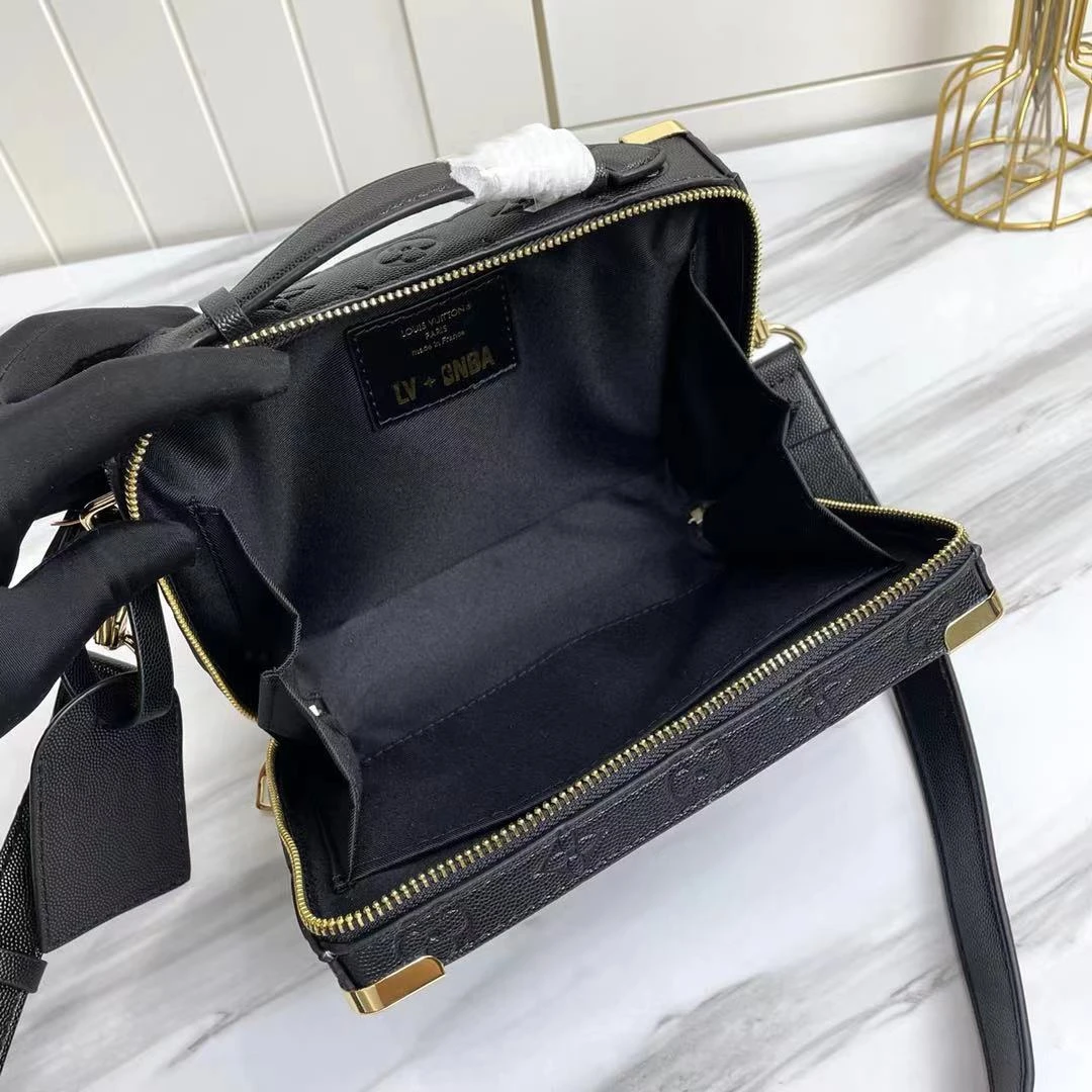 Louis Vuitton Collaboration Handle Trunk 6 M