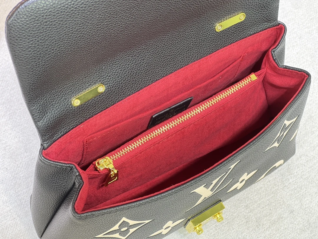 Louis Vuitton Madeleine BB handbag 6 M