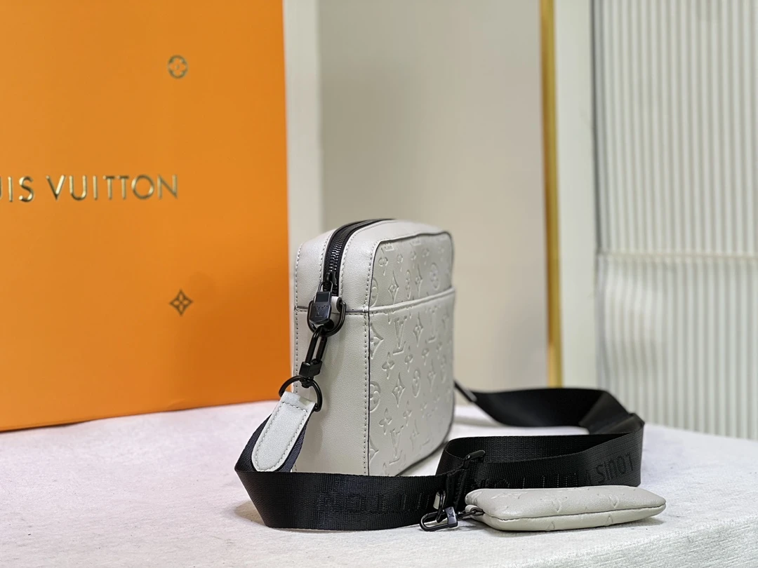 Louis Vuitton Duo Messenger 2 MS