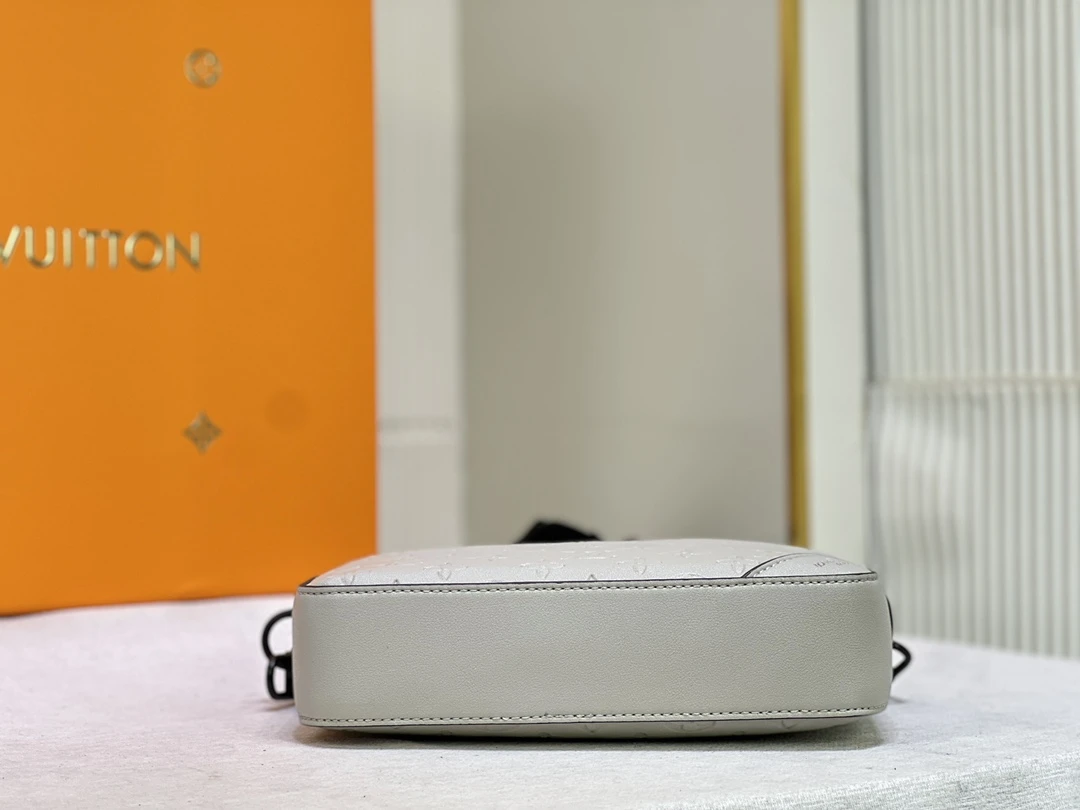 Louis Vuitton Duo Messenger 5 MS