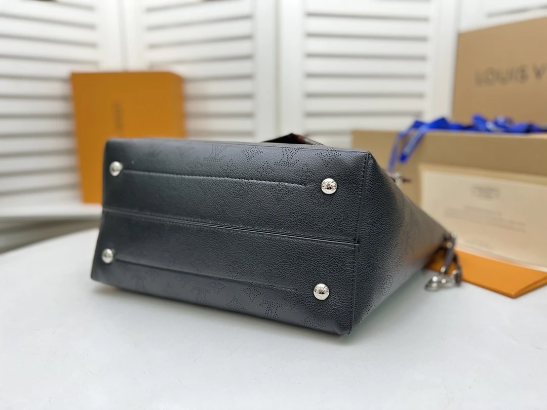 Louis Vuitton Hina MM- Black/Beige/Pink/White 4 M