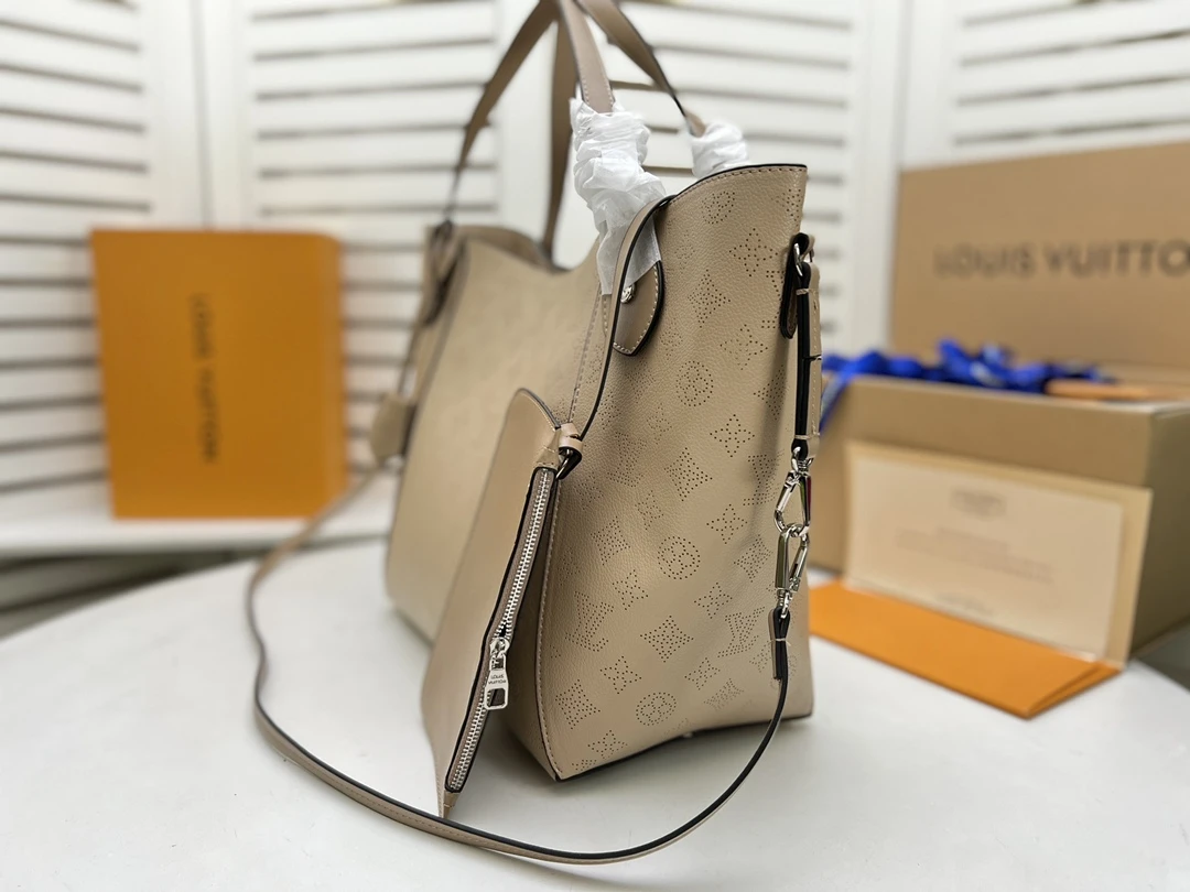 Louis Vuitton Hina MM- Black/Beige/Pink/White 7 M