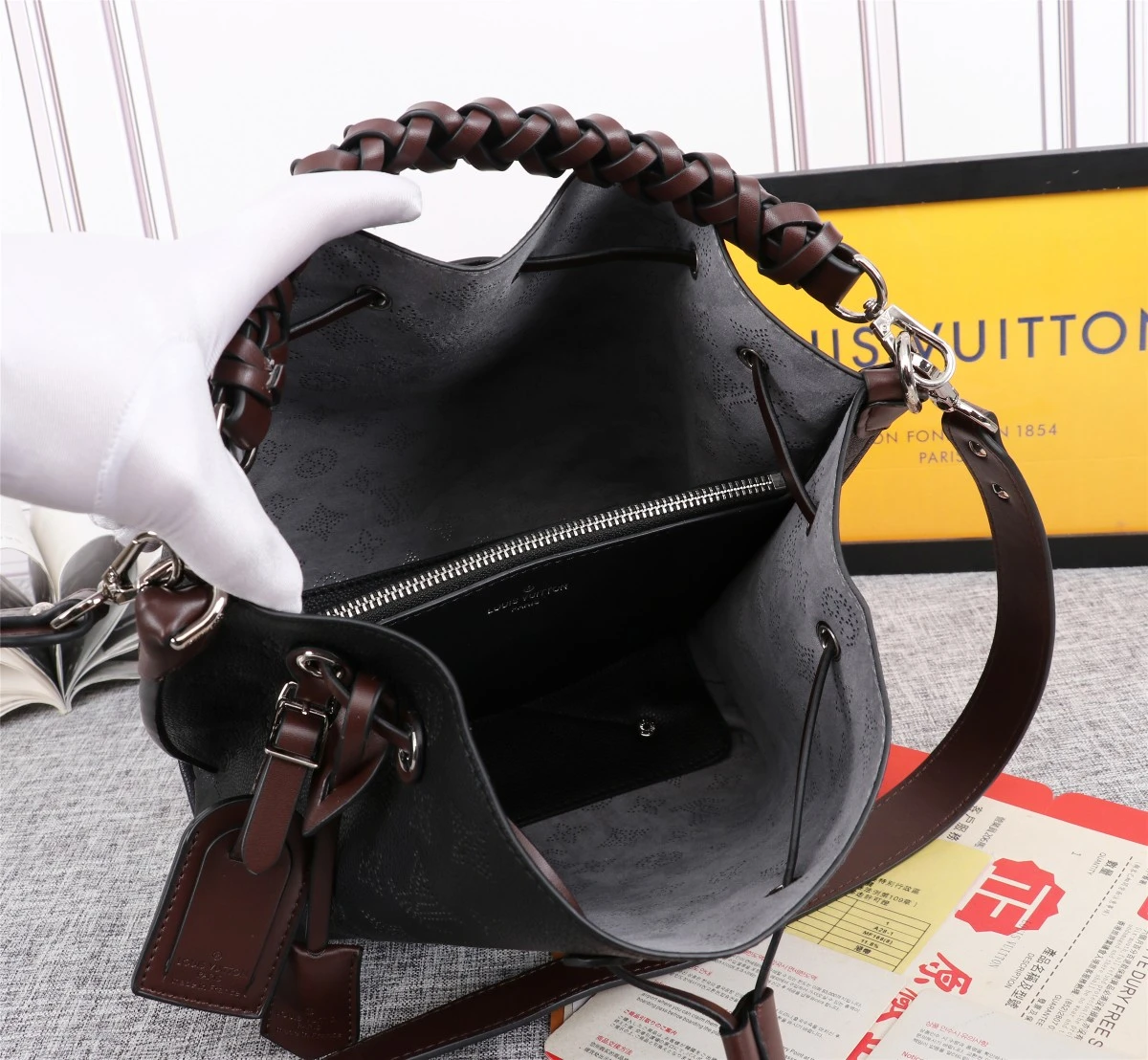 Louis Vuitton Muria bucket bag- 5 Colors 4 M
