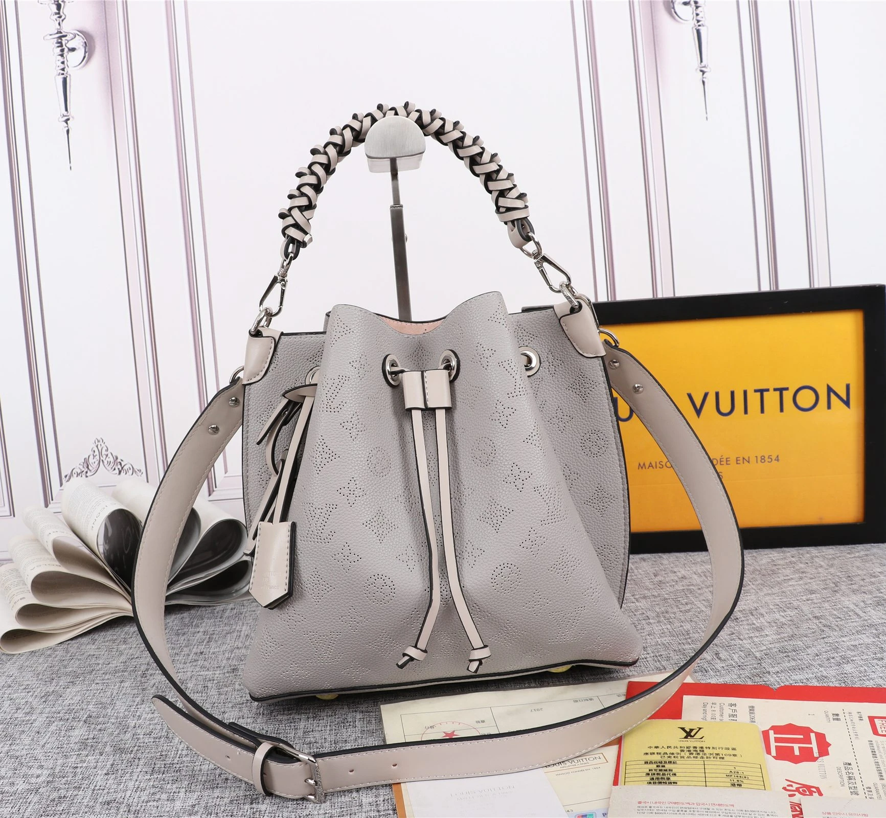 Louis Vuitton Muria bucket bag- 5 Colors 5 M
