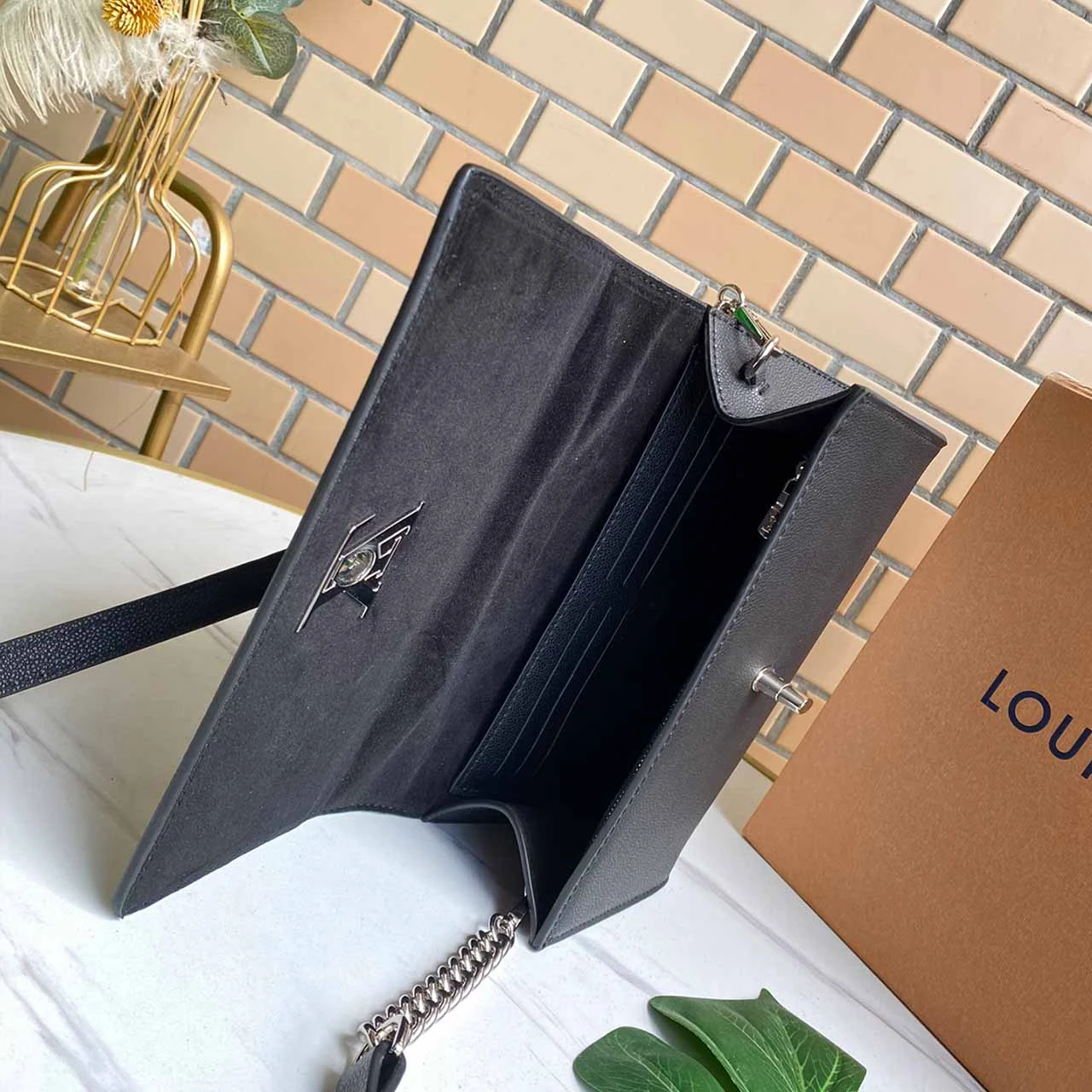 Louis Vuitton LOCKME CLUTCH M56088 PINK/BLUE 10 M