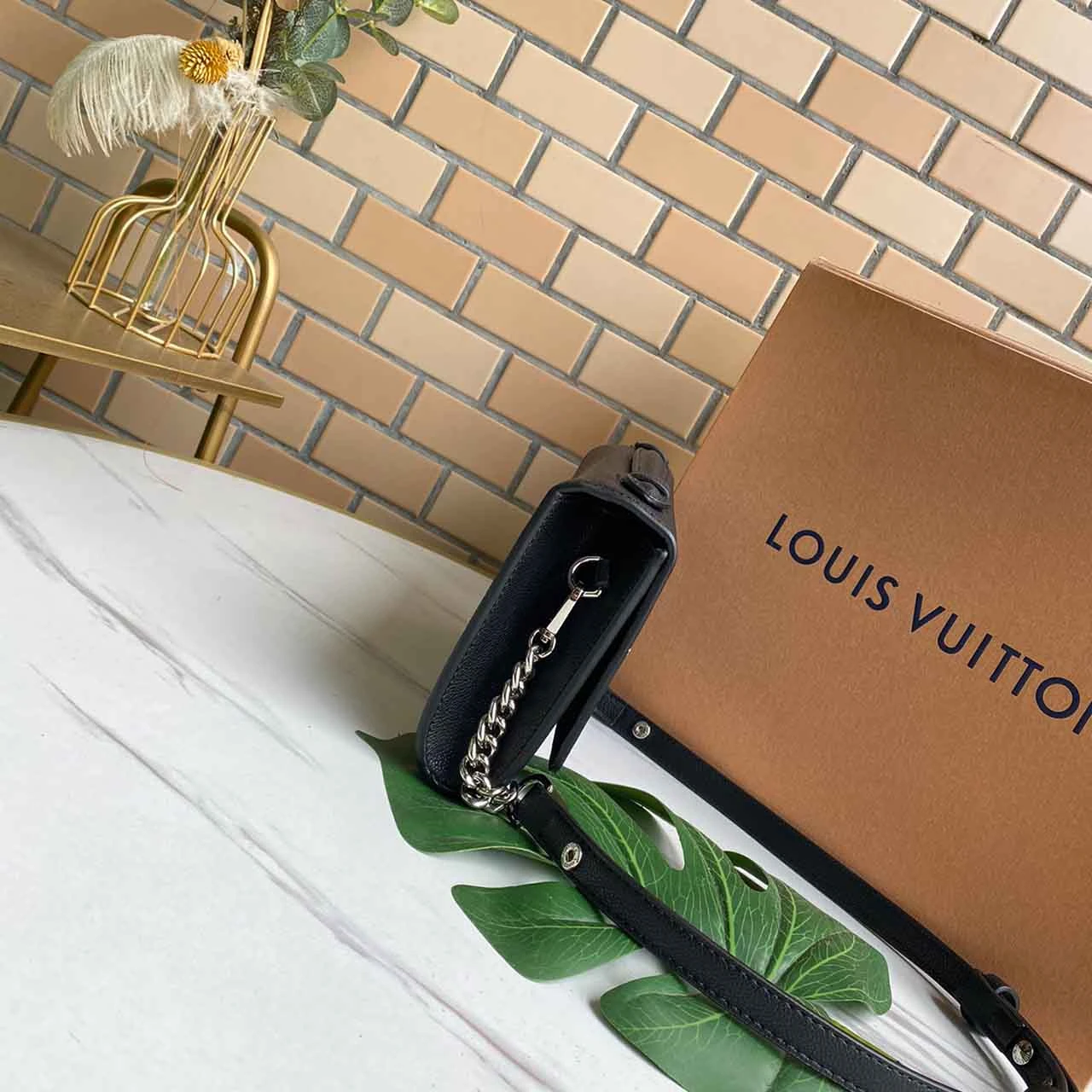 Louis Vuitton LOCKME CLUTCH M56088 PINK/BLUE 9 M