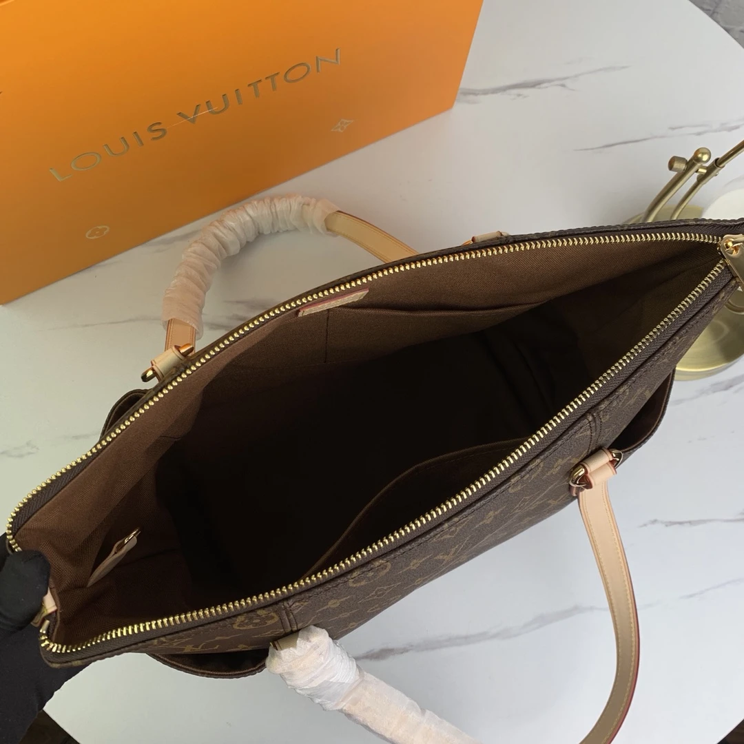 Louis Vuitton Totally GM Tote Bag M56689 8 M