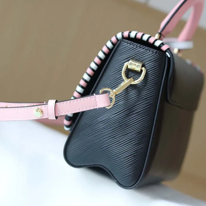 Louis Vuitton Twist MM handbag Black/Pink/Brown 3 M