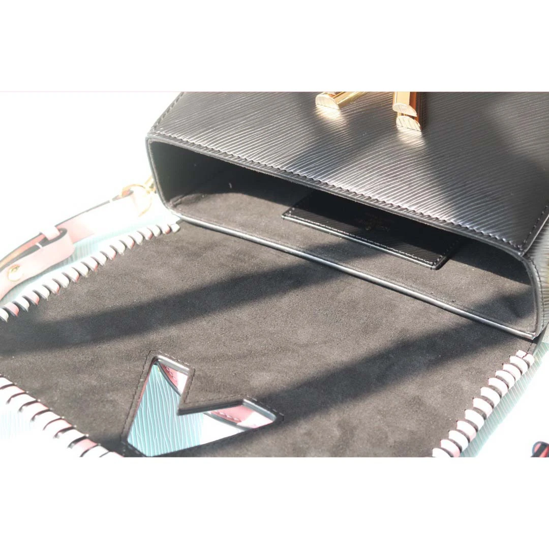 Louis Vuitton Twist MM handbag Black/Pink/Brown 5 M