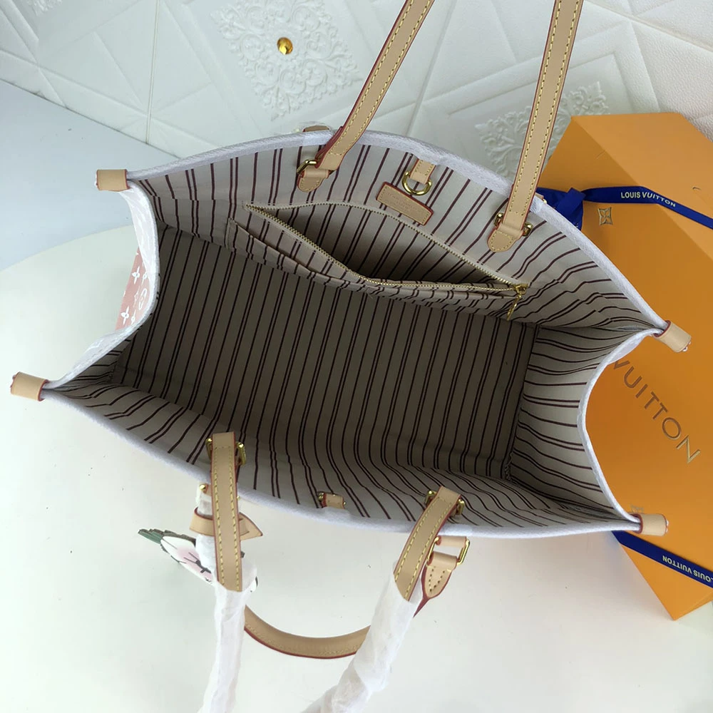 Louis Vuitton ONTHEGO GM Blue/Pink/Mist 16 M