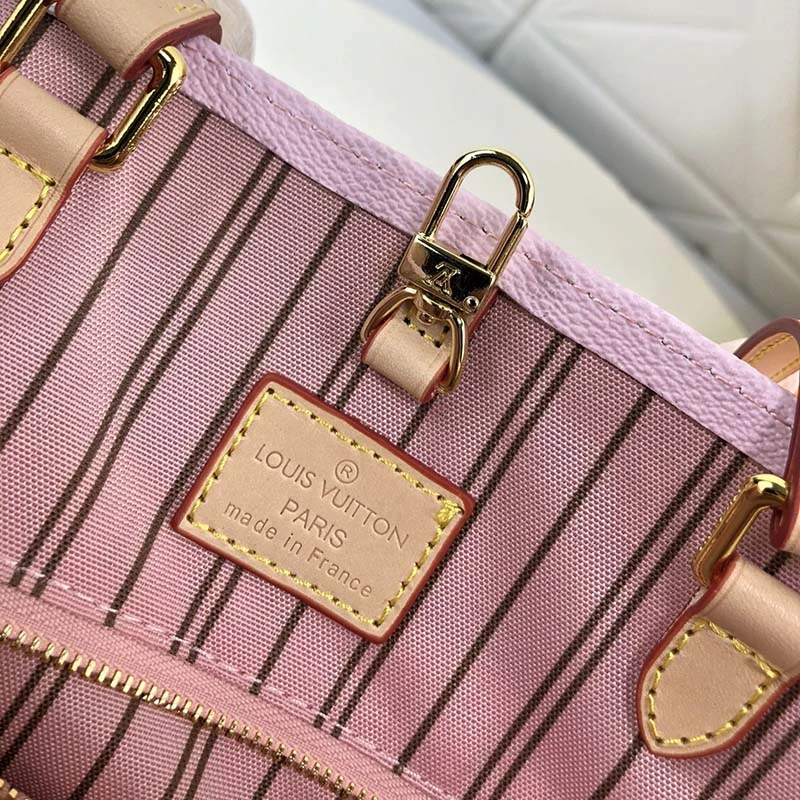 Louis Vuitton ONTHEGO GM Blue/Pink/Mist 10 M
