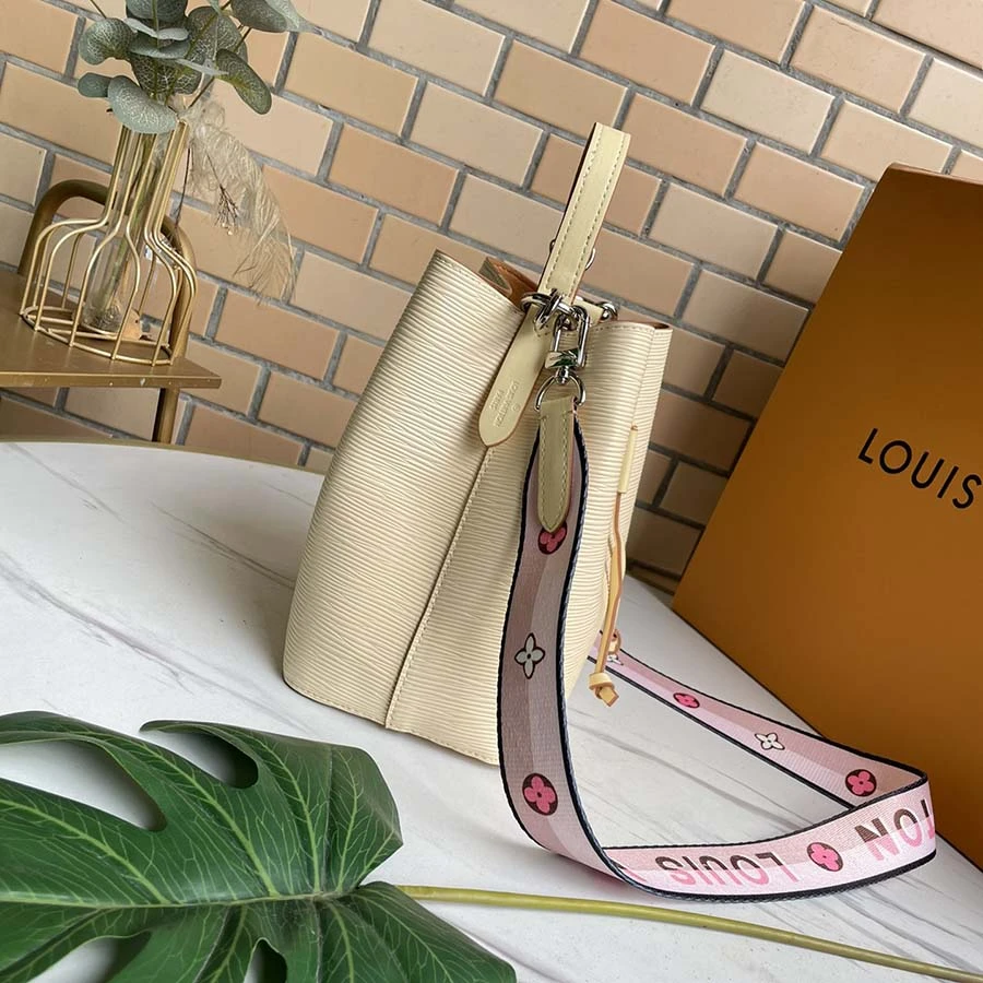 Louis Vuitton NeoNoe BB Blue/Beige/Orange 2 M