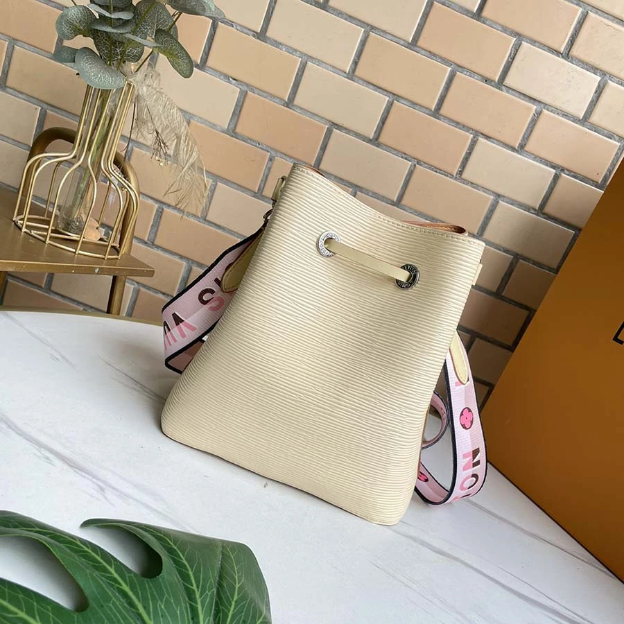 Louis Vuitton NeoNoe BB Blue/Beige/Orange 3 M