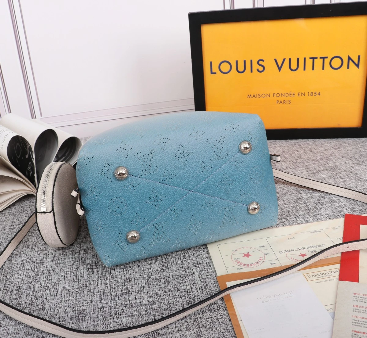 Louis Vuitton Adorable Bella Bucket Bag Pink/Blue 9 M