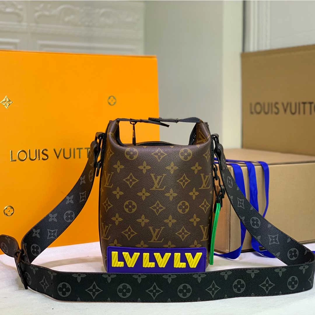 Louis Vuitton Rubber Collection-CRUISER MESSENGER M57966 1 M