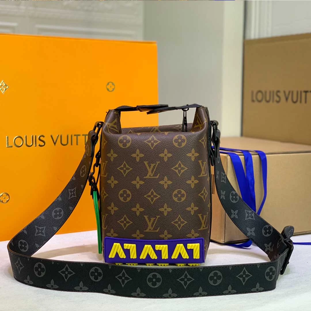 Louis Vuitton Rubber Collection-CRUISER MESSENGER M57966 5 M