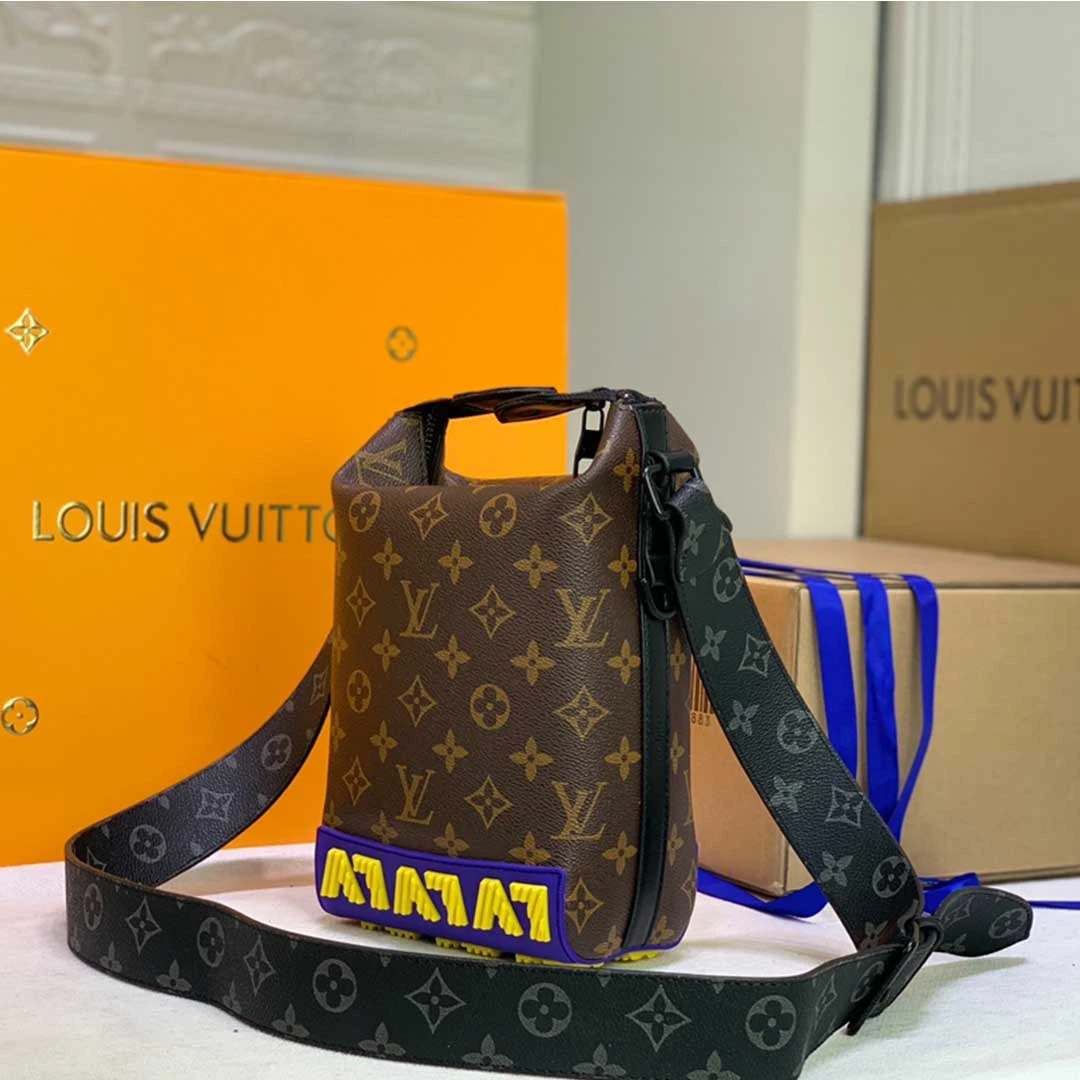 Louis Vuitton Rubber Collection-CRUISER MESSENGER M57966 7 M