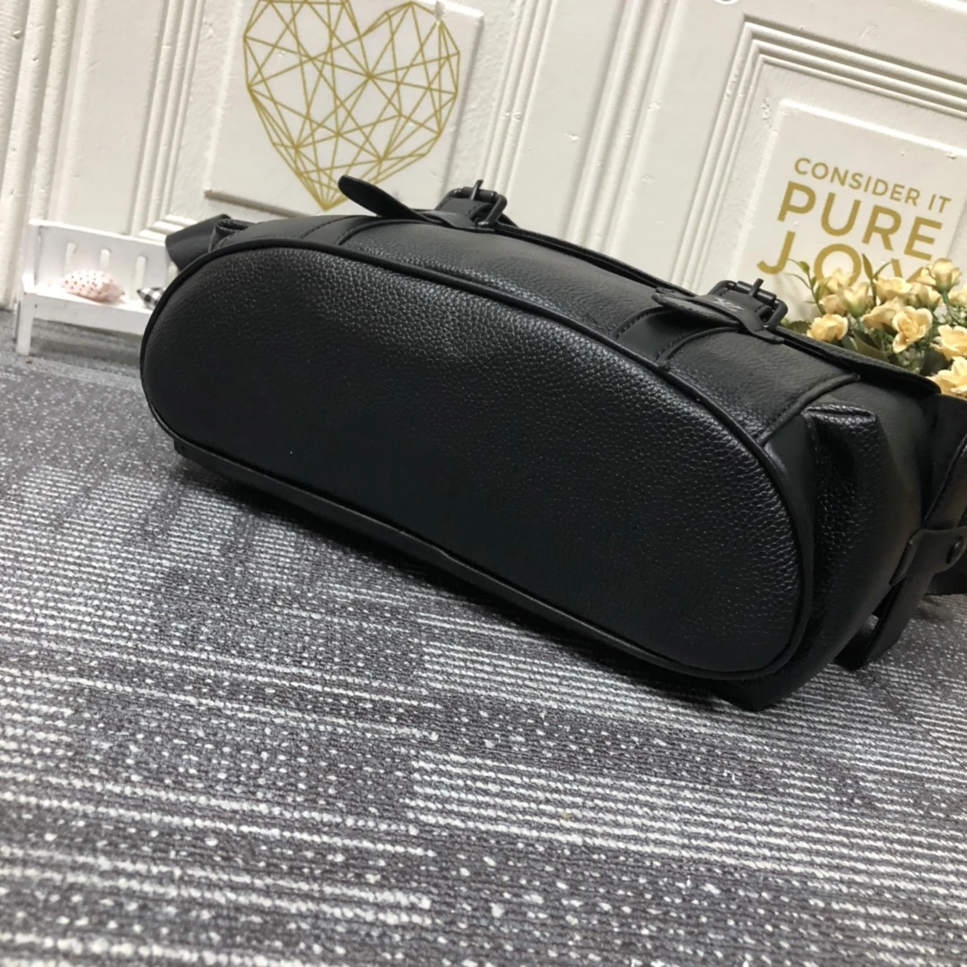 Louis Vuitton Christopher Messenger Backpack 5 M