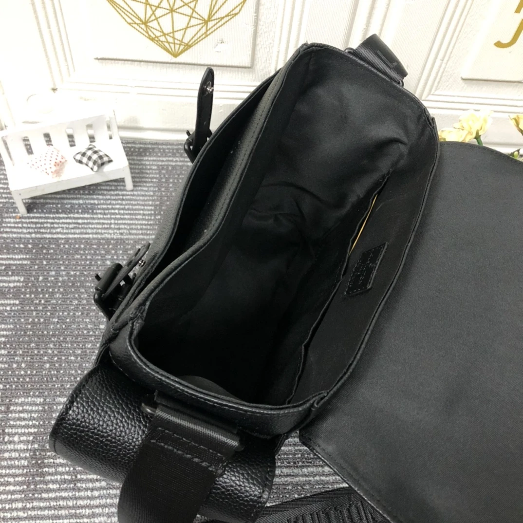 Louis Vuitton Christopher Messenger Backpack 6 M
