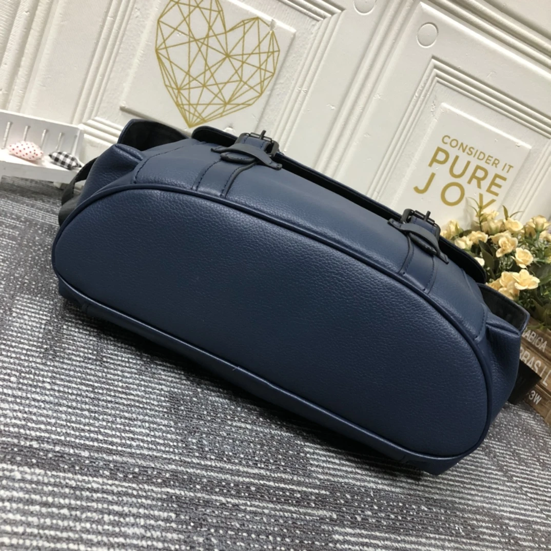 Louis Vuitton Christopher Messenger Backpack 10 M