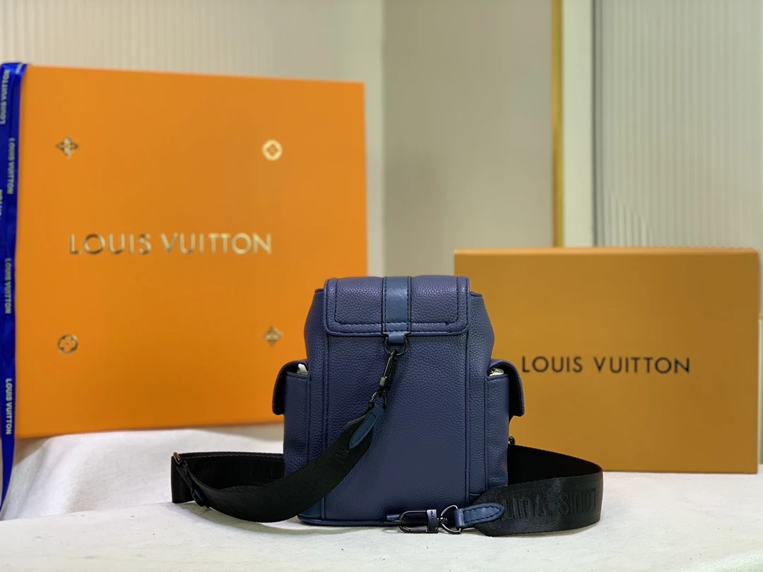 Louis Vuitton CHRISTOPHER XS Black/Blue/White 10 M