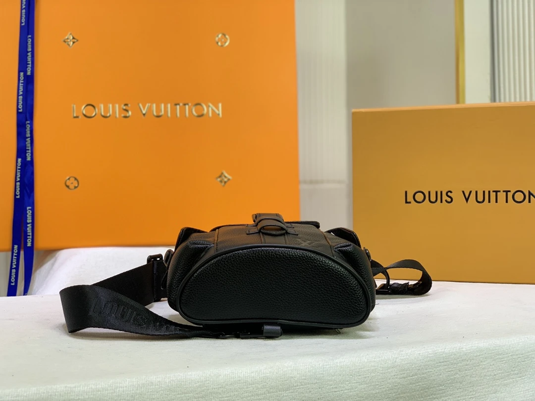 Louis Vuitton CHRISTOPHER XS Black/Blue/White 3 M