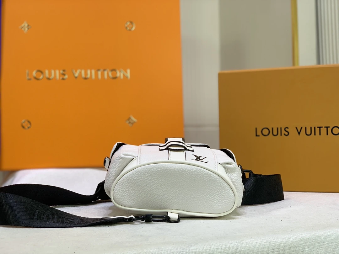 Louis Vuitton CHRISTOPHER XS Black/Blue/White 7 M