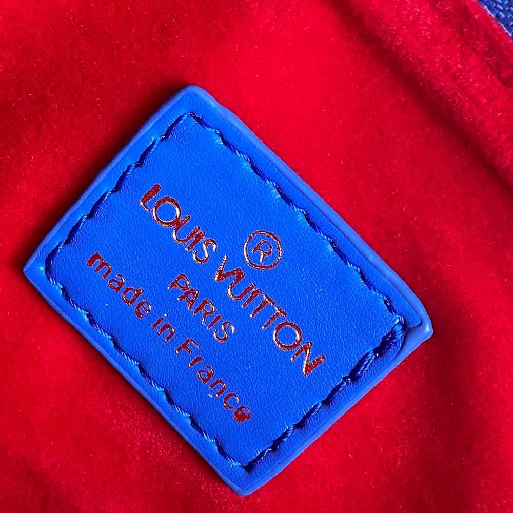 Louis Vuitton COUSSIN PM M58628 Pink/Dark Blue 13 M