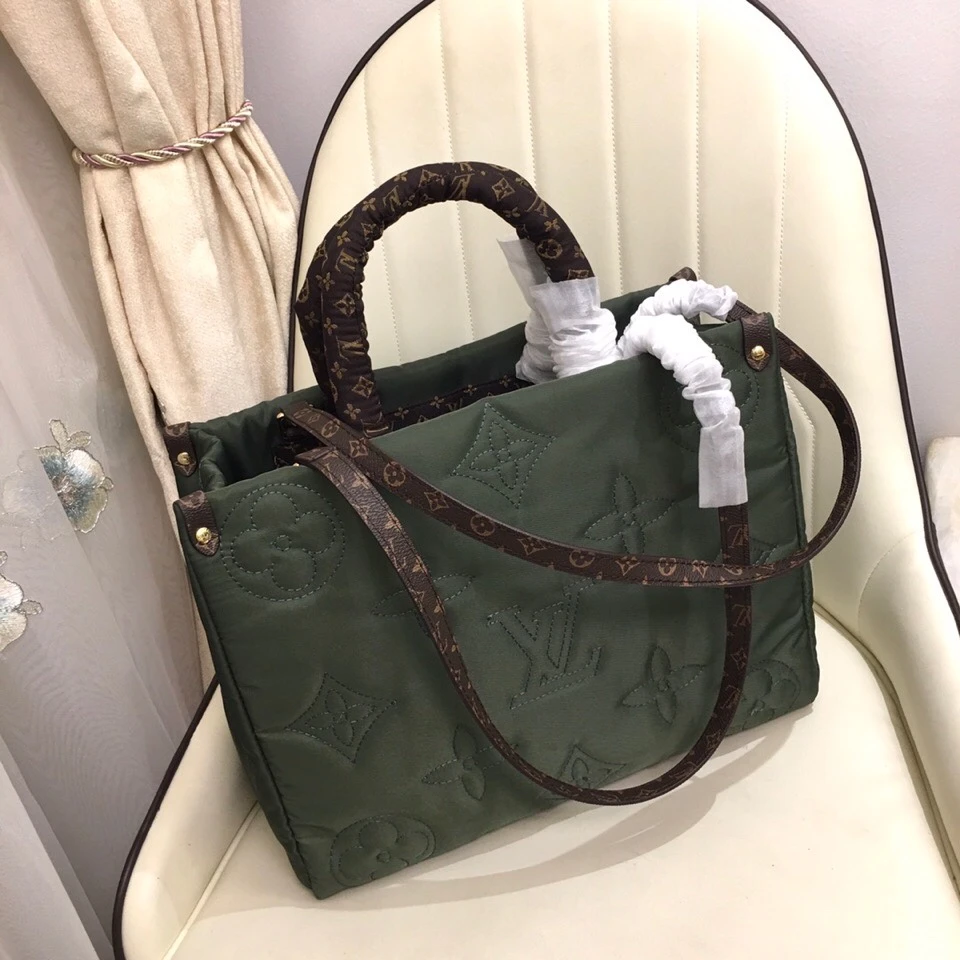 Louis Vuitton OnTheGO GM Tote Bag- Green 3 Mg
