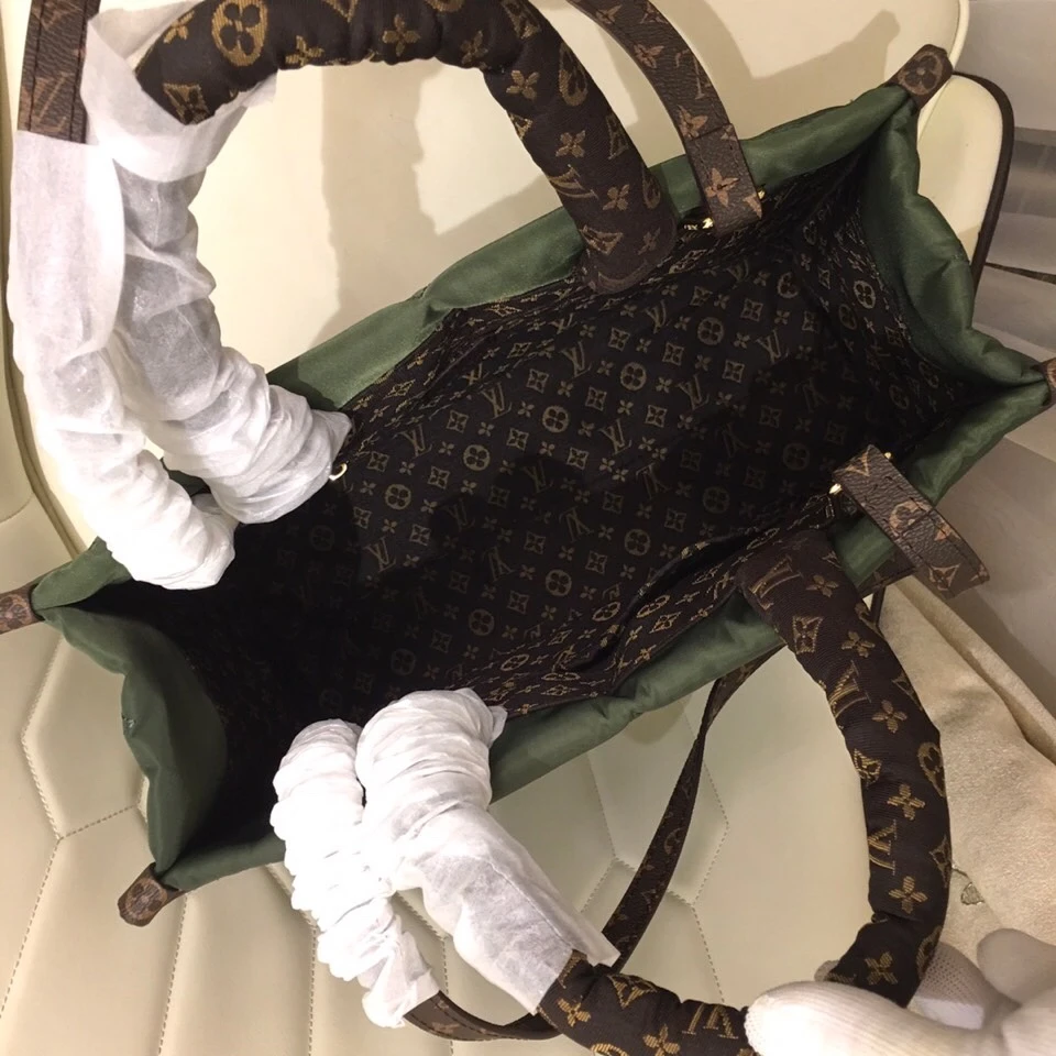 Louis Vuitton OnTheGO GM Tote Bag- Green 7 Mg