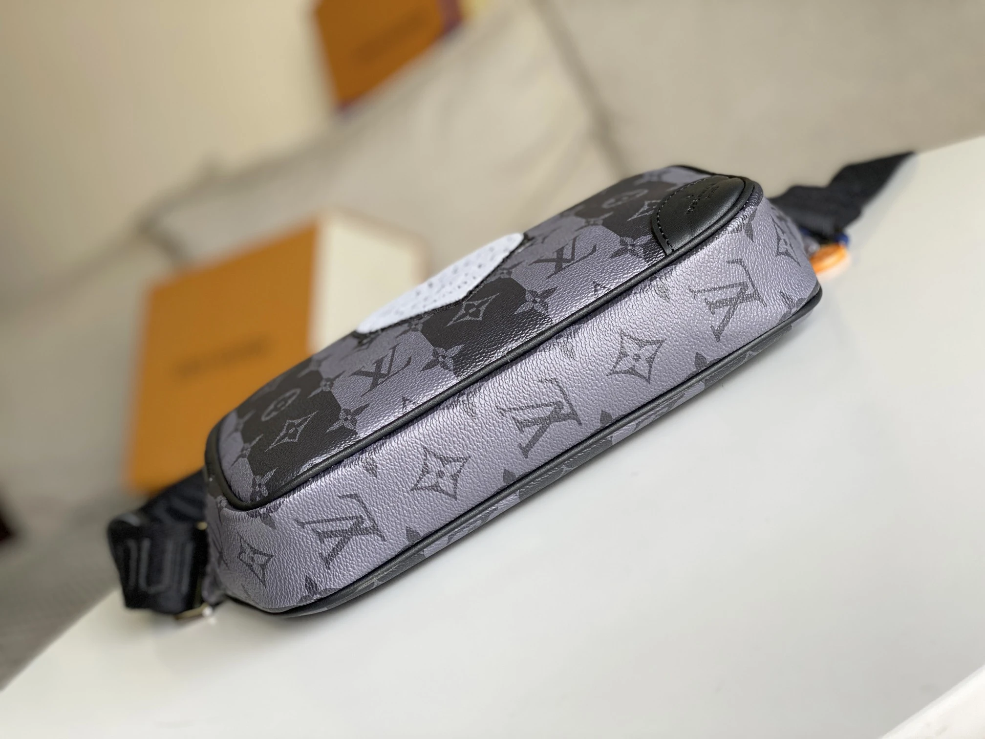 Louis Vuitton MODULAR SLING BAG M59338 4 M