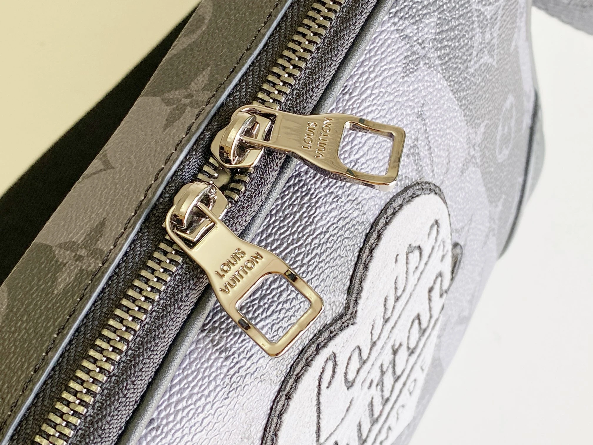 Louis Vuitton MODULAR SLING BAG M59338 8 M