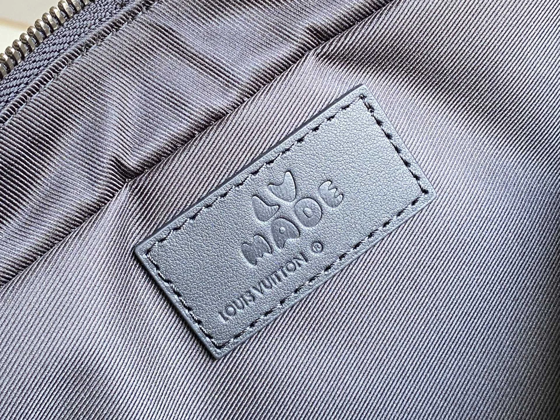 Louis Vuitton MODULAR SLING BAG M59338 9 M