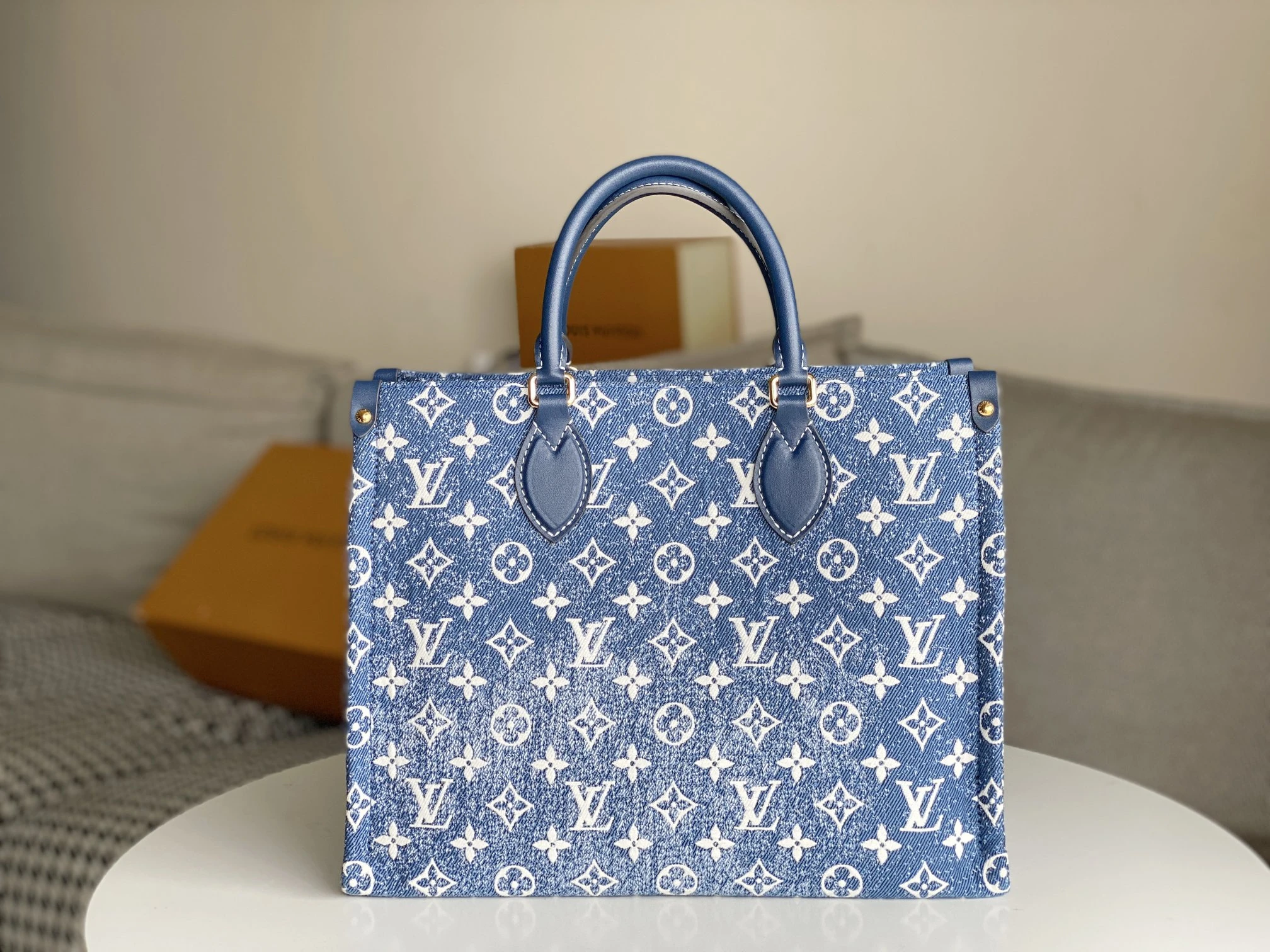 Louis Vuitton Monogram jacquard Onthego MM tote 1 M