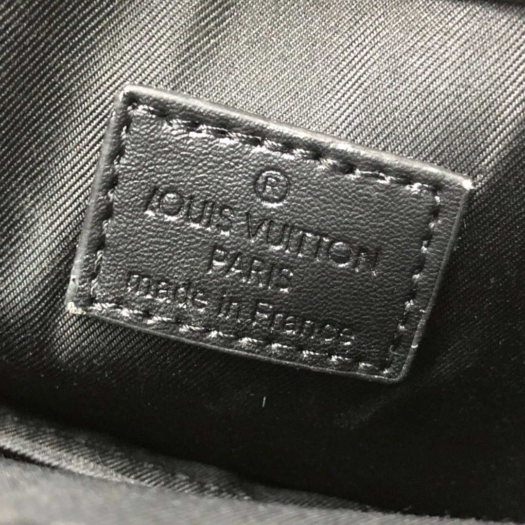 Louis Vuitton Sac Plat Cross M59960 11 ME